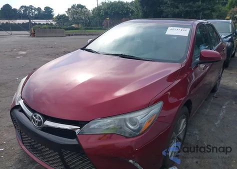 2016 Toyota Camry Se z USA, uszkodzony, nr VIN 4T1BF1FK2GU590125